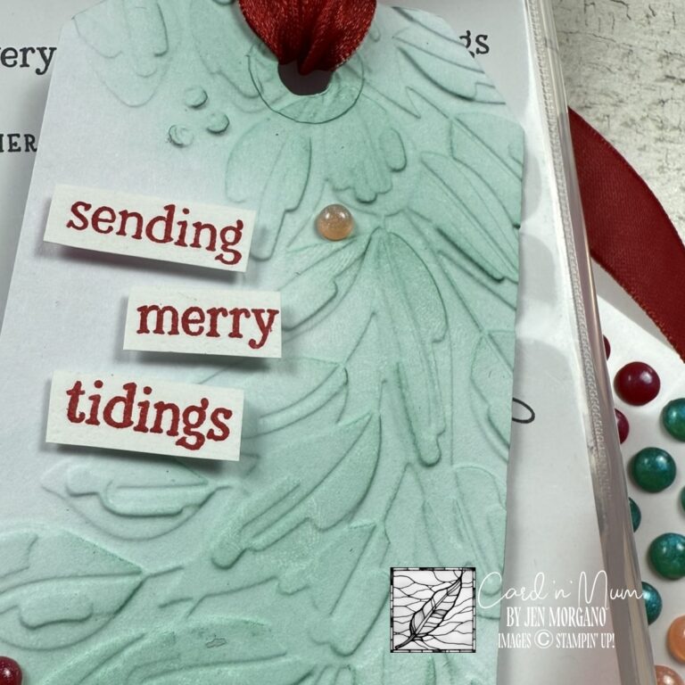 Traditional Wreath Gift Tag